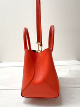 Carica l&#39;immagine nel visualizzatore di Gallery, MERCI CARNABY BAG
