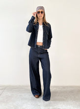 Carica l&#39;immagine nel visualizzatore di Gallery, ROSE DENIM IRIS26AI CAMICIA DENIM

